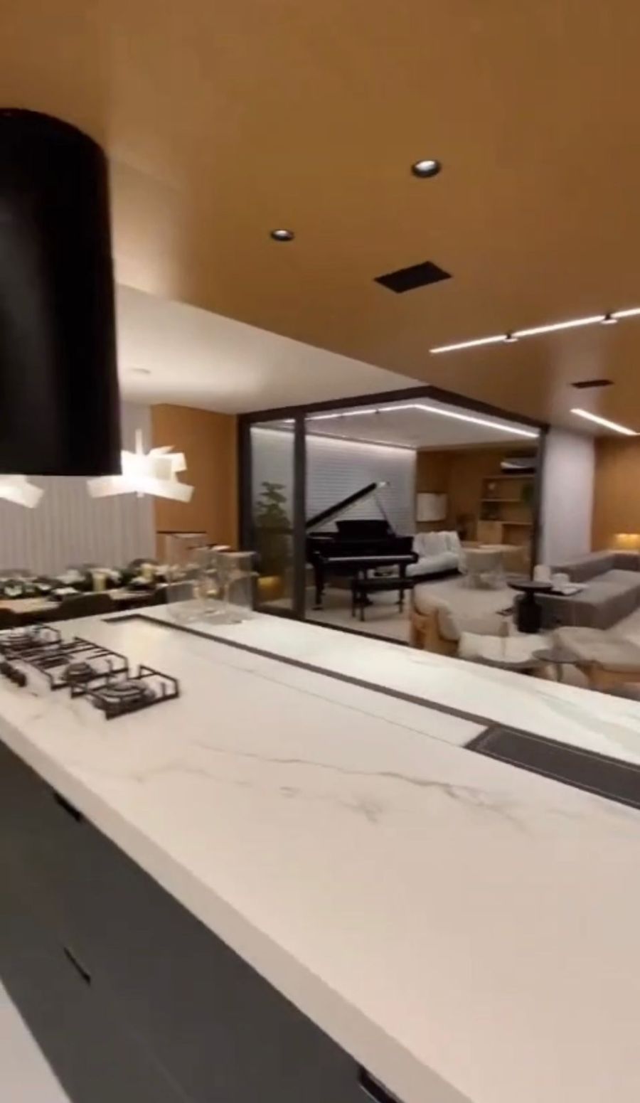 Apartamento Alto Padr�o - Venda - Goiabeiras - Cuiaba - MT